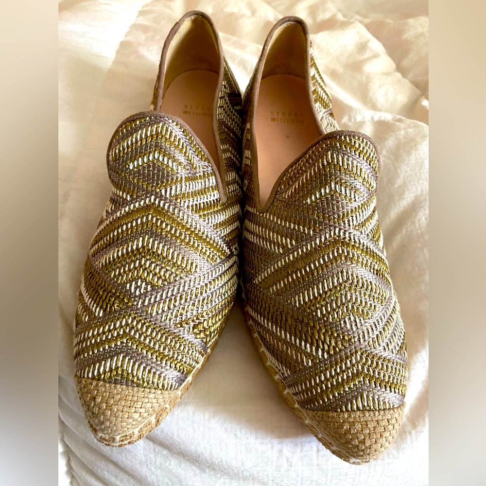 Stuart Weiztman gold and white loafers